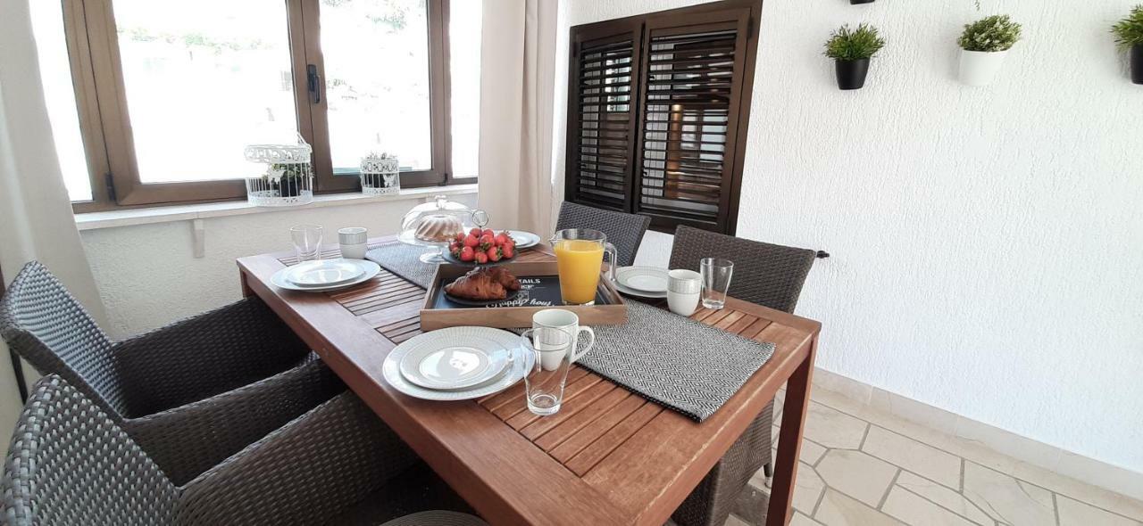 Guesthouse Civljak Baška Voda Dış mekan fotoğraf
